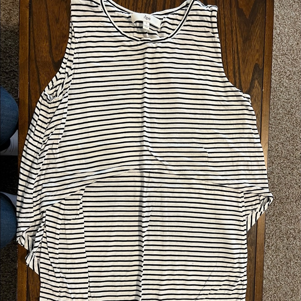Ripe Black & White Stripe Sleeveless Casual Nursing Top Size Small